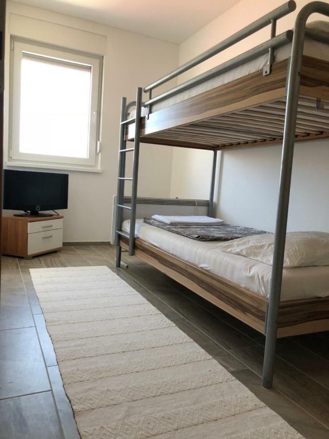 Harmony Vir Luxurioes Ausgestattete Ferienwohnung Mit 65M2 Exteriör bild